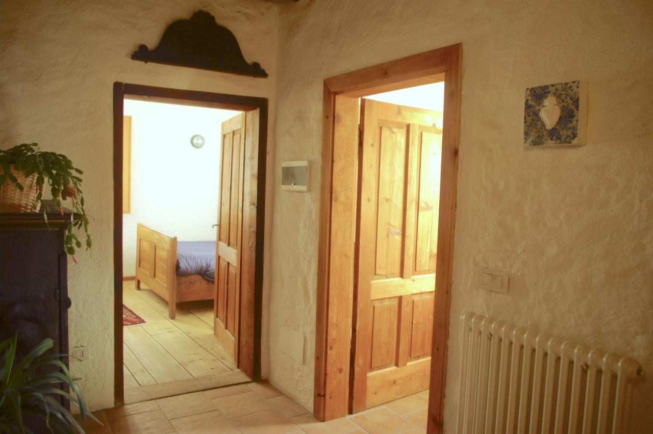 La Casa Altrui- Camere E Zona Relax Con Giardino Коредо Екстериор снимка